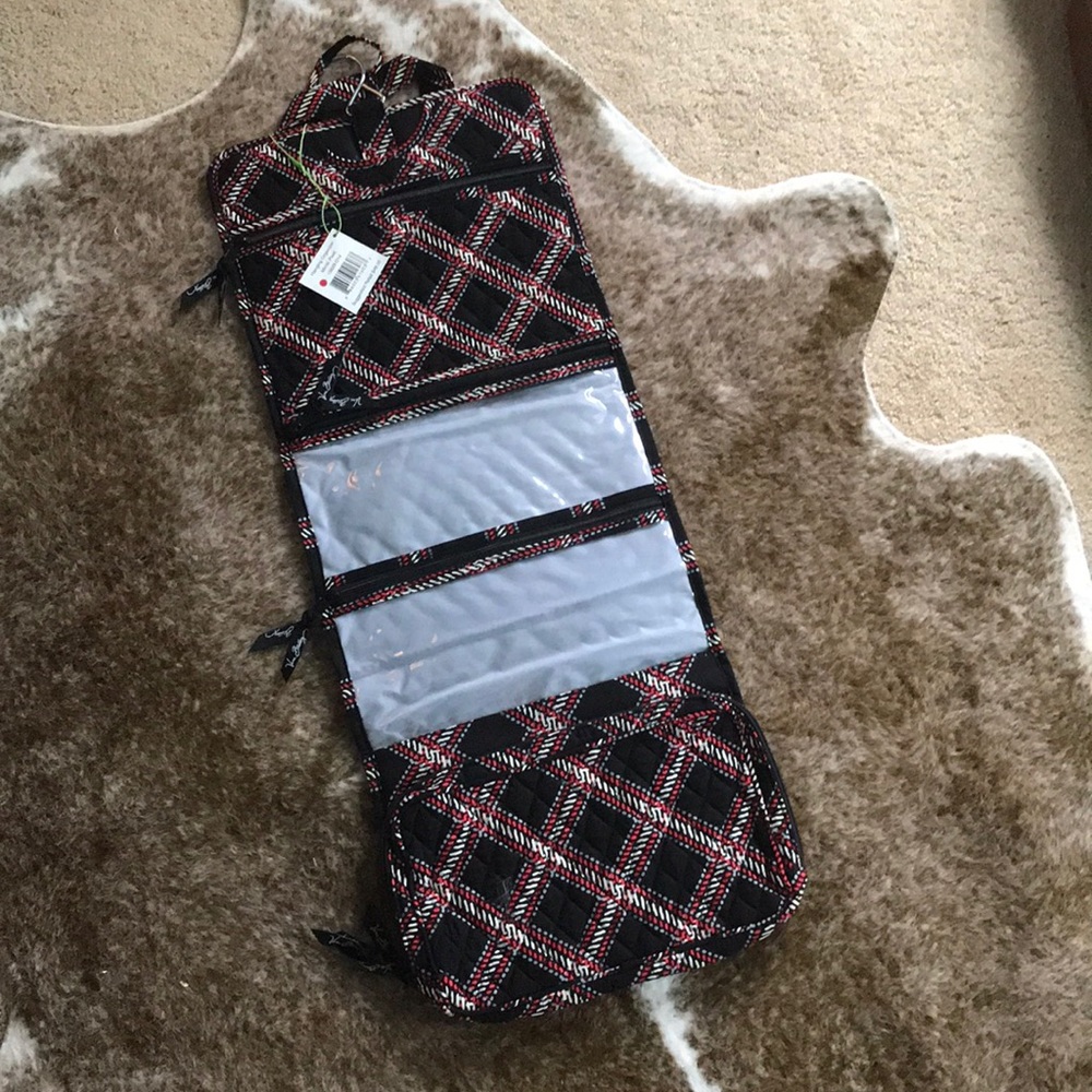 New with tags!!! Vera Bradley Hanging Organizer
